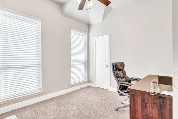 531 Avery Pointe, Lavon, TX 75166