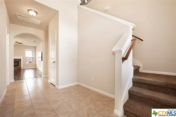 8902 Viewpark LN, Killeen, TX 76542