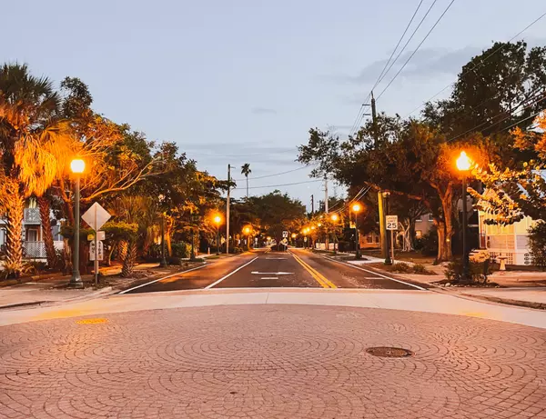 Sarasota Laurel Park downtown neighborhood