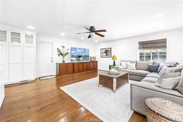 5511 Wendy CIR, Huntington Beach, CA 92649