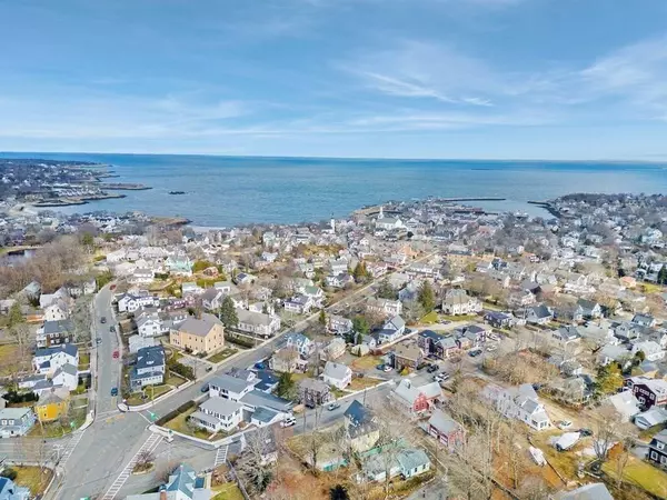 3 Clement St #1, Rockport, MA 01966