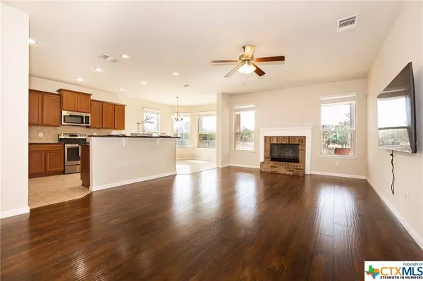 8902 Viewpark LN, Killeen, TX 76542