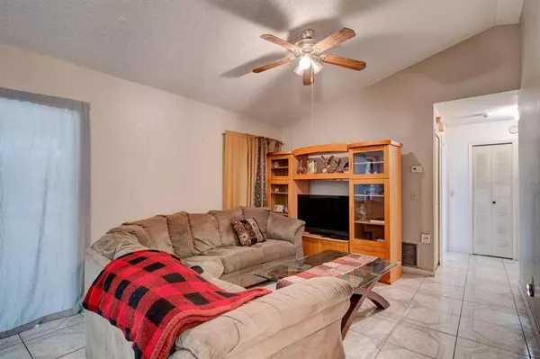 7458 RADIANT CIR, Orlando, FL 32810