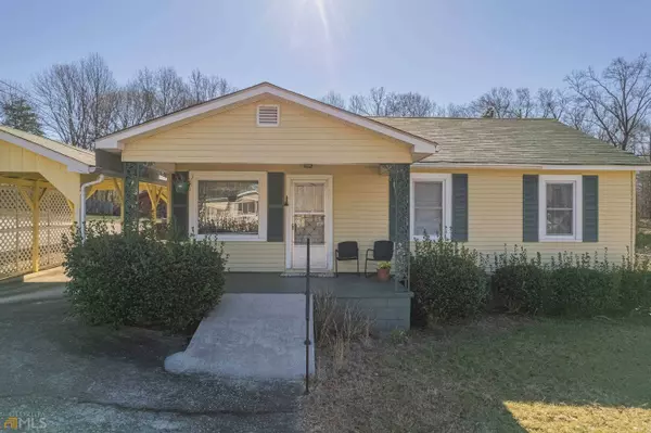 61 Richardson St, Toccoa, GA 30577