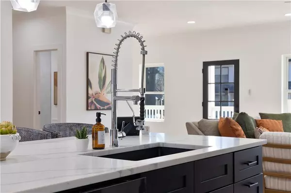 3148 Robinson AVE, Scottdale, GA 30079