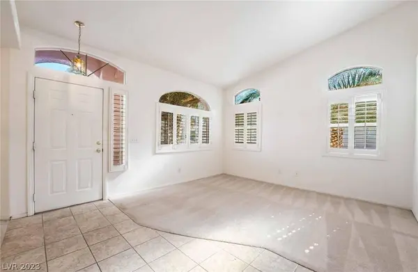 113 Vista Del Lago Street, Henderson, NV 89015