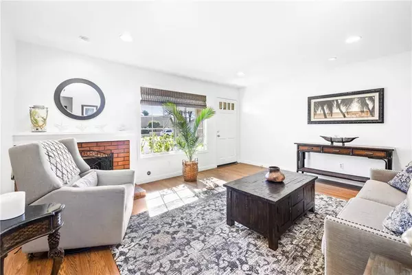 5511 Wendy CIR, Huntington Beach, CA 92649