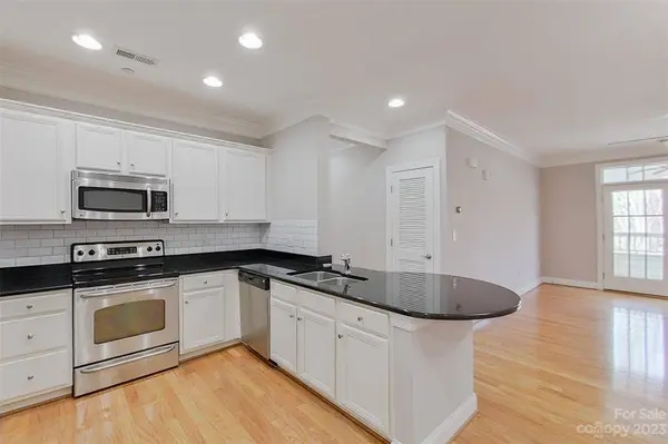 518 Clarice AVE, Charlotte, NC 28204