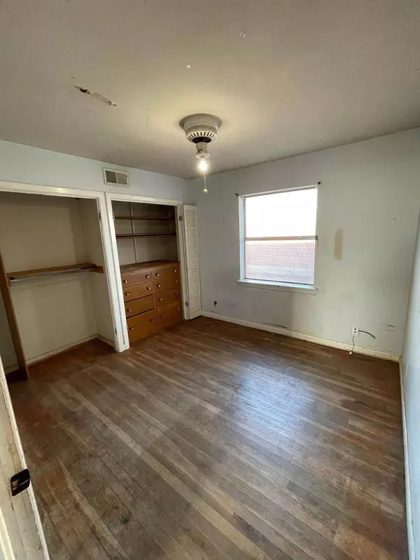 1804 Baxley Drive, Carrollton, TX 75006