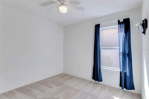 2823 MOSSHIRE CIR, Saint Cloud, FL 34772