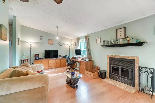 157 Rugby Lane, Columbus, OH 43230