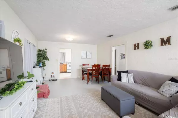 17716 WHITING ST, Micanopy, FL 32667