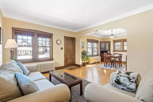 3624 36th AVE S, Minneapolis, MN 55406