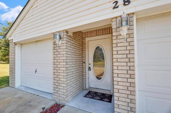 28 Creeks Edge, Trinity, TX 75862