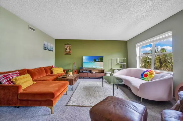 1000 S SEMORAN BLVD #804, Winter Park, FL 32792