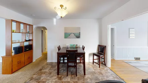 2555 Westview TER, Minnetonka, MN 55305