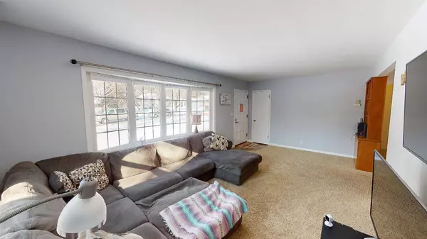 2555 Westview TER, Minnetonka, MN 55305