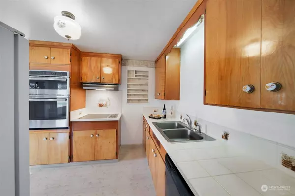 1240 22nd ST SE, Auburn, WA 98002