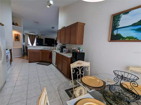 6750 WATERTON DR, Riverview, FL 33578