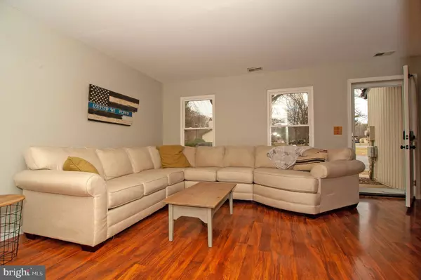 327 PINE VALLEY RD, Dover, DE 19904