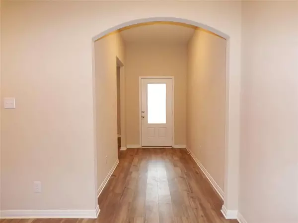 13633 Lansman Drive, Crowley, TX 76036