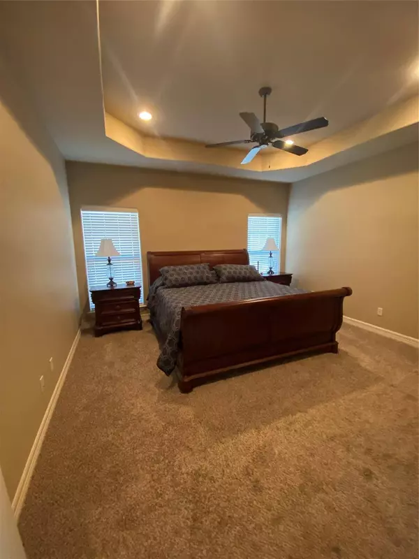 102 Fredricksburg Circle, Hallsville, TX 75650