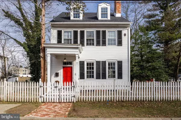 7 FILBERT ST, Medford, NJ 08055