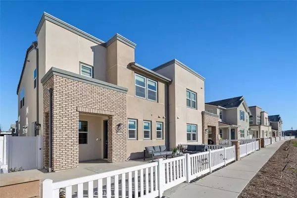 1161 Frontier, Rancho Mission Viejo, CA 92694