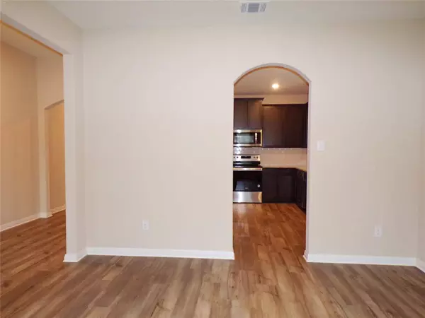 13633 Lansman Drive, Crowley, TX 76036