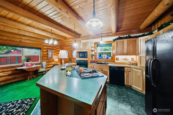 7021 310th ST E, Graham, WA 98338