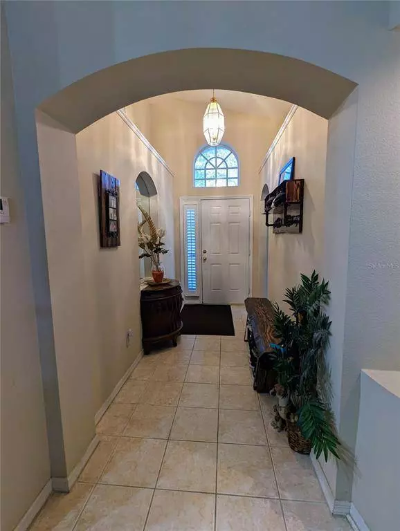 6750 WATERTON DR, Riverview, FL 33578