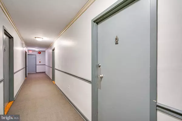 4401 LEE HWY #78, Arlington, VA 22207