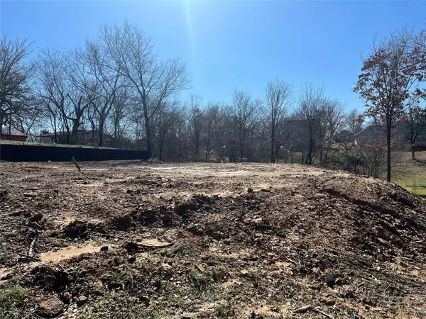 916 W Heron Street, Denison, TX 75020