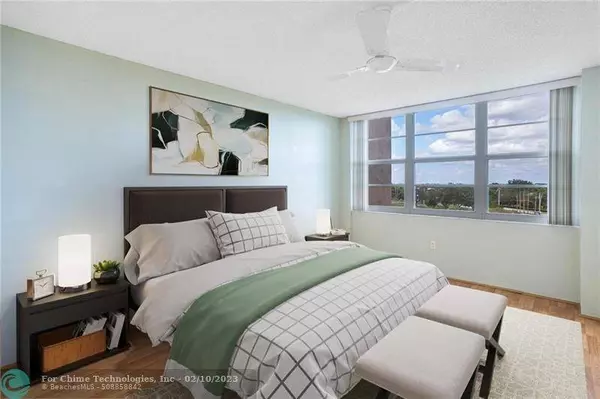 1200 Saint Charles Pl #702, Pembroke Pines, FL 33026