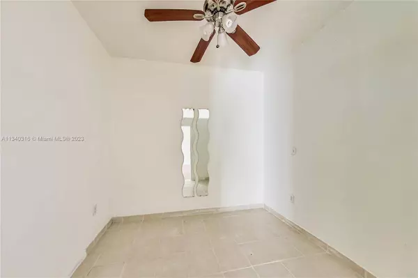 900 Jefferson Ave #6, Miami Beach, FL 33139