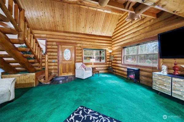 7021 310th ST E, Graham, WA 98338