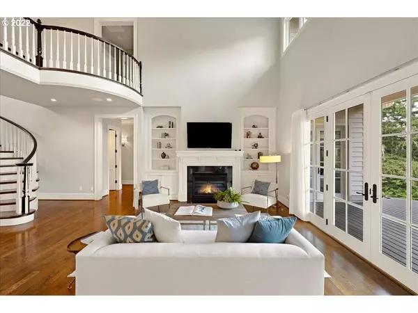 13777 CAMEO CT, Lake Oswego, OR 97034