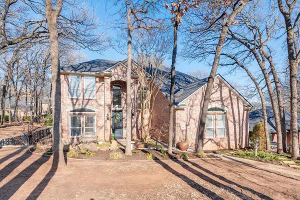 3104 Cedarpoint Drive, Grapevine, TX 76051