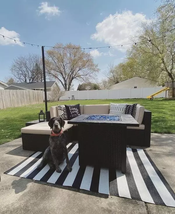 1009 Blaine St, Edgerton, WI 53534