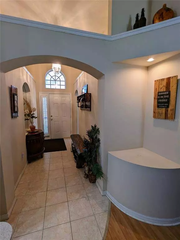 6750 WATERTON DR, Riverview, FL 33578