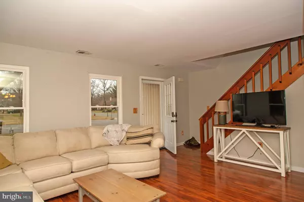 327 PINE VALLEY RD, Dover, DE 19904