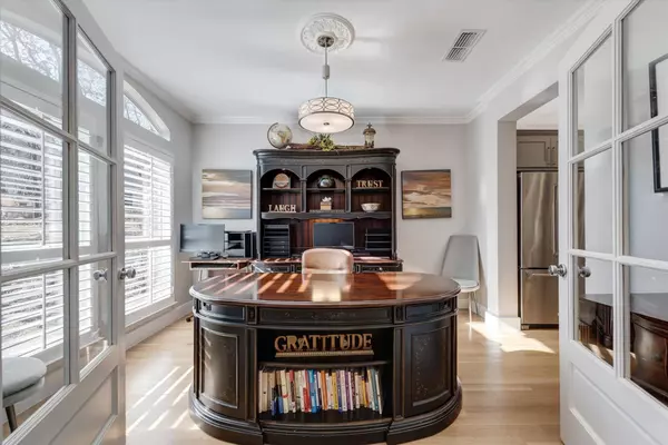 3104 Cedarpoint Drive, Grapevine, TX 76051