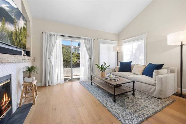 1081 S Sundance DR, Anaheim Hills, CA 92808