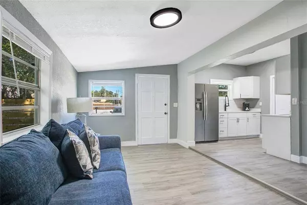 1169 TANGERINE ST, Clearwater, FL 33755