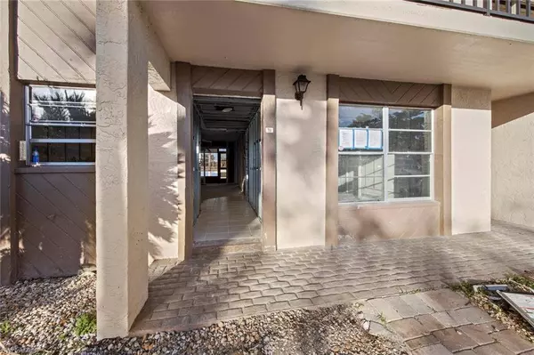 16007 Davis RD #711, Fort Myers, FL 33908