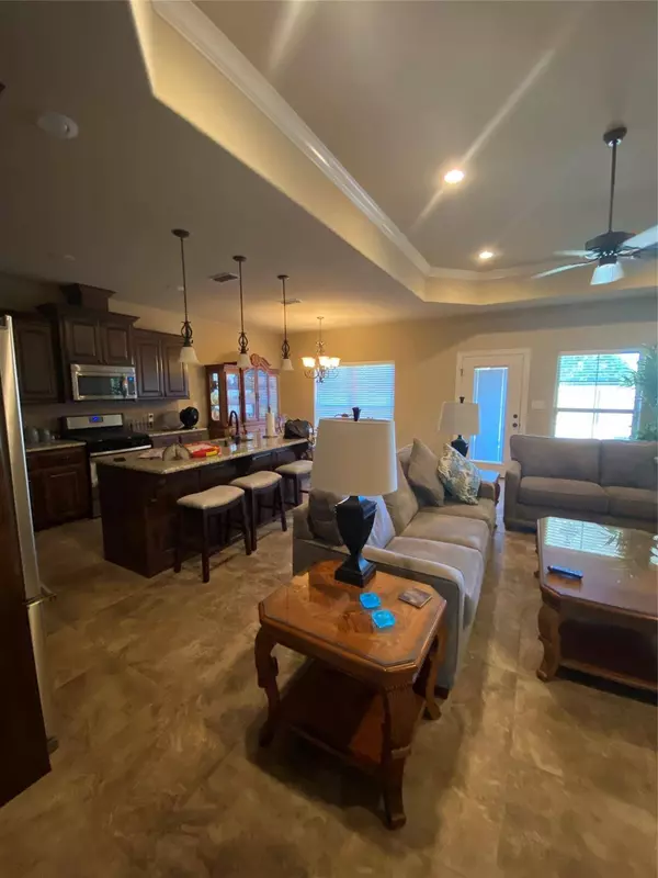 102 Fredricksburg Circle, Hallsville, TX 75650