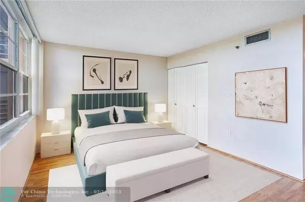 1200 Saint Charles Pl #702, Pembroke Pines, FL 33026