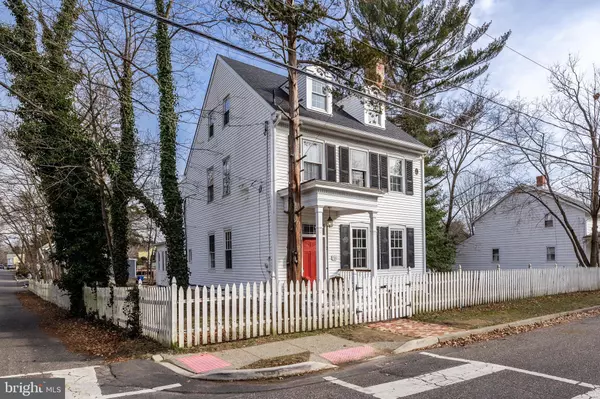 7 FILBERT ST, Medford, NJ 08055