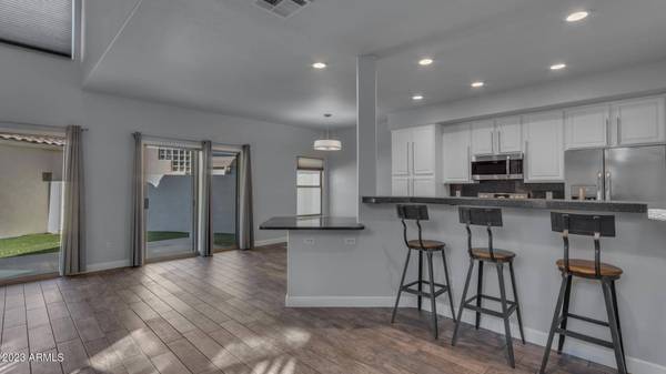 6510 S HAZELTON Lane #112, Tempe, AZ 85283