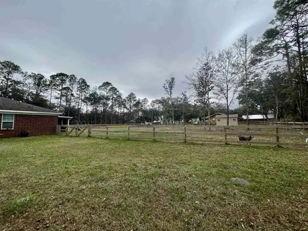 1091 Meadson Cir, Pensacola, FL 32506